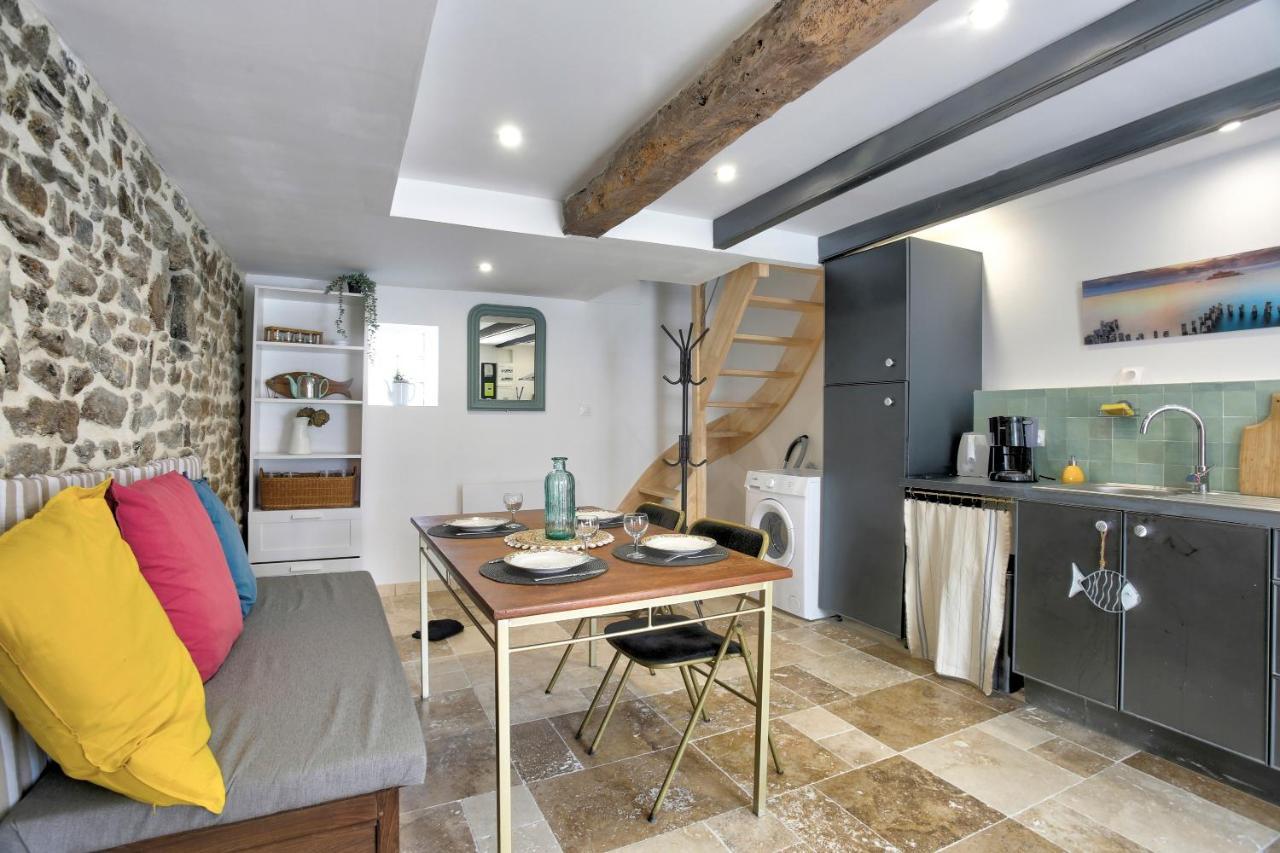 La Quinardais - Charmante Maison Avec Terrasse Saint-Samson-sur-Rance Exterior photo